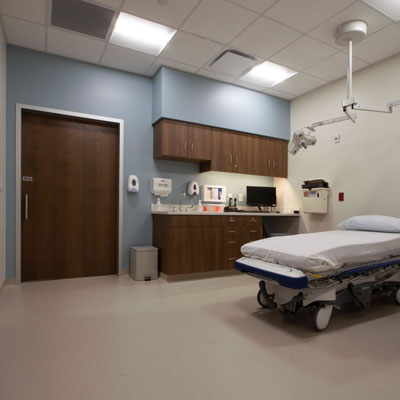 advocate-aurora_racine_procedure-room_ambulatory_healthcare_zastudios_web-m