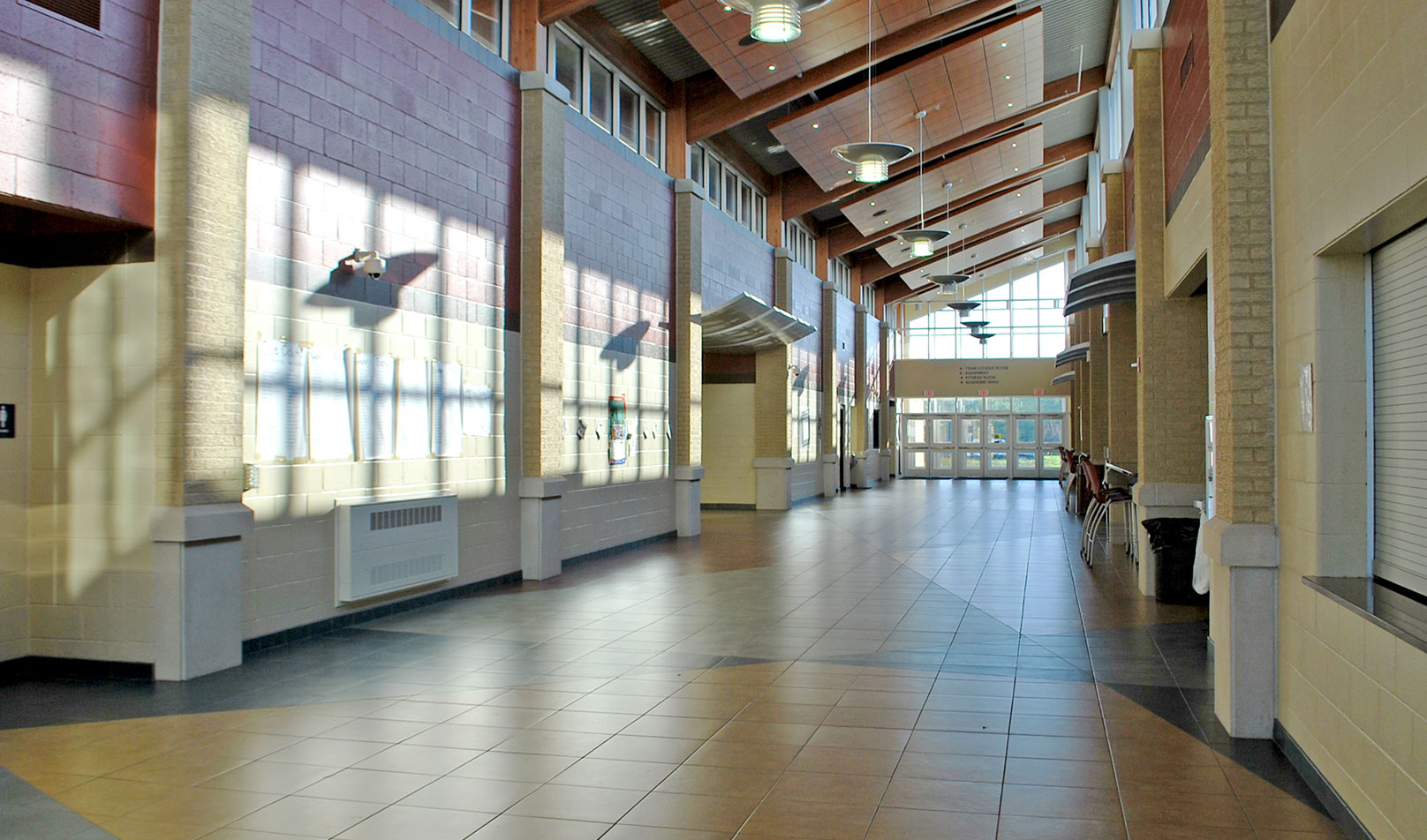 brown-deer-high-school-corridor