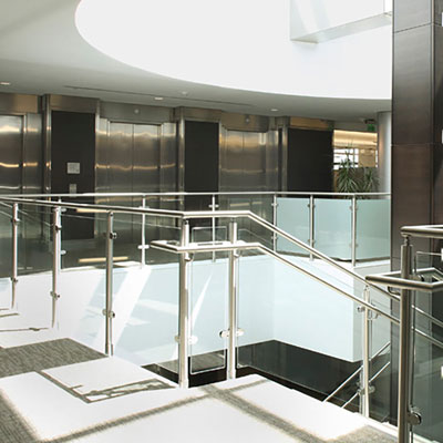 ge-healthcare-new-world-campus-kaplan-stairwell-small-m