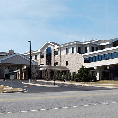 senior-living_lutheran-homes-of-oconomowoc-2-mobile