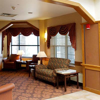 senior-living_lutheran-homes-of-oconomowoc-3-mobile